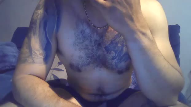 enzzo11  05-06-2023 video suckcock