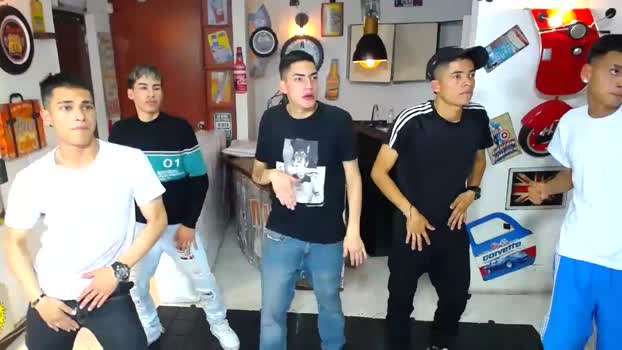 sextwinksx  06-06-2023 video fuckme