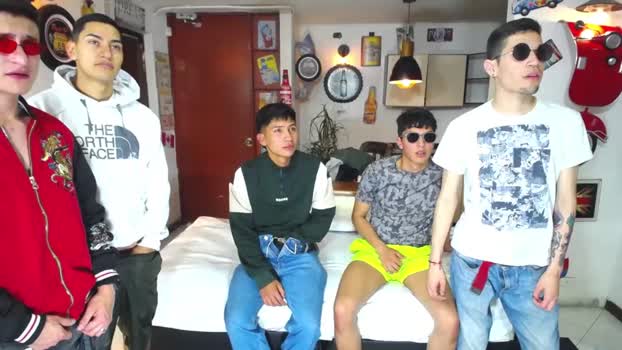 sextwinksx  06-06-2023 video sexyfeet