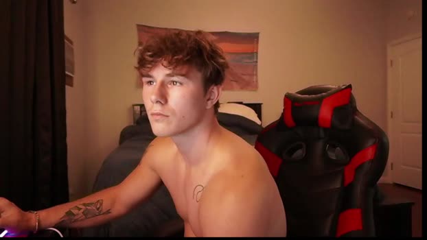 legendary_xx  08-06-2023 video kiss