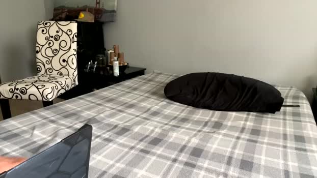 deeyungguy  08-06-2023 video legs