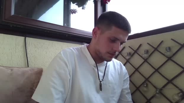 roberto_twink1  11-06-2023 video blowjob