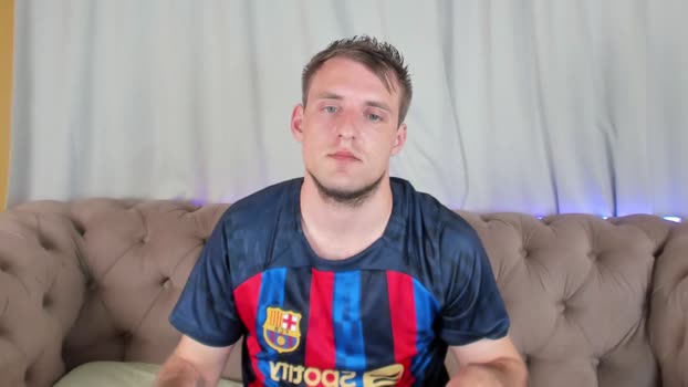 johny_hurdman  12-06-2023 video bicurious