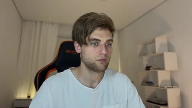 devilnut1  12-06-2023 video Cam