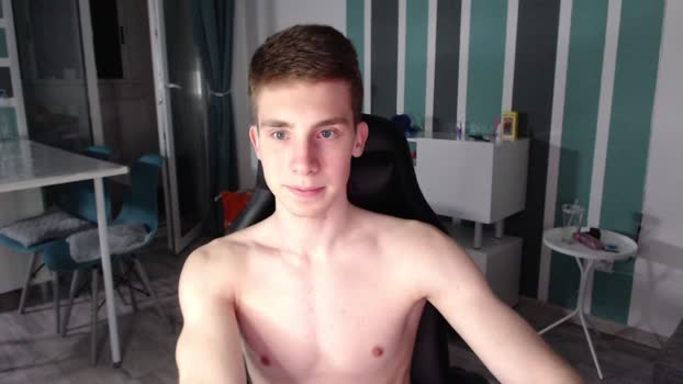 cute_brian  14-06-2023 video play