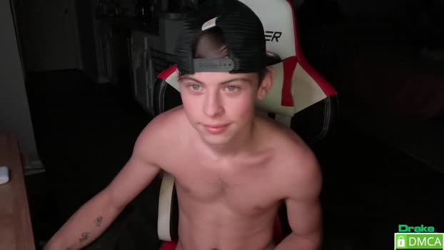 kentuckydrake  15-06-2023 video Topless