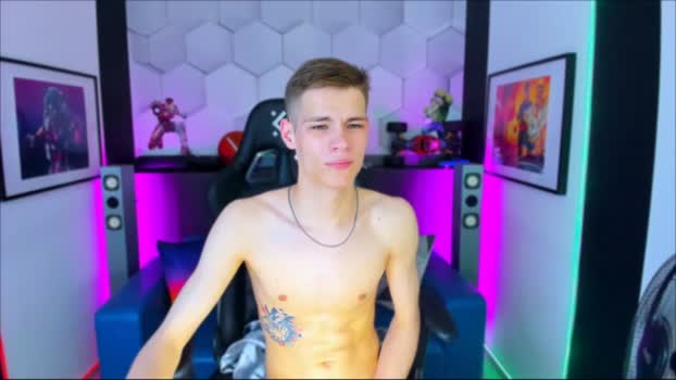 brad_bert  15-06-2023 video natural