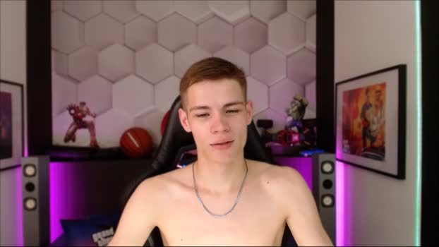 brad_bert  17-06-2023 video toy