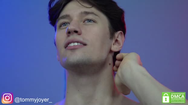 tommyjoyer  17-06-2023 video legs