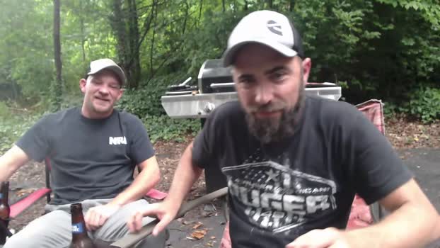 hardworkertn  20-06-2023 video kissing