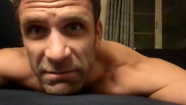 bareleeworking  25-06-2023 video sexymale