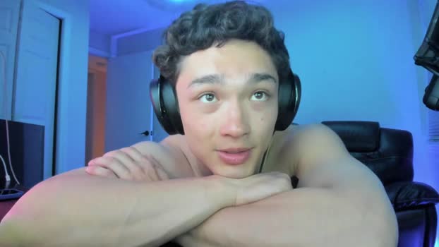 abbuddy920236  29-06-2023 video fuckher