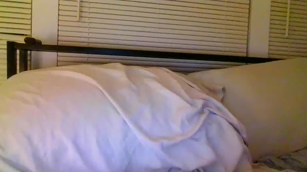 leobf  02-07-2023 video kissing