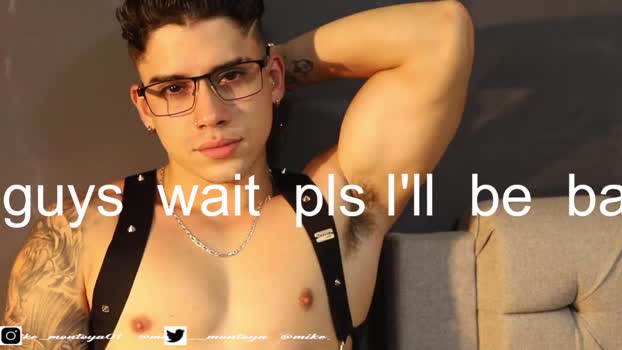 mike_montoya  03-07-2023 video kissing