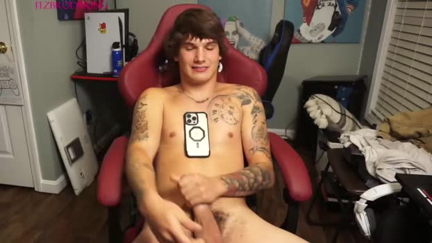 itzbrodyking  03-07-2023 video striptease