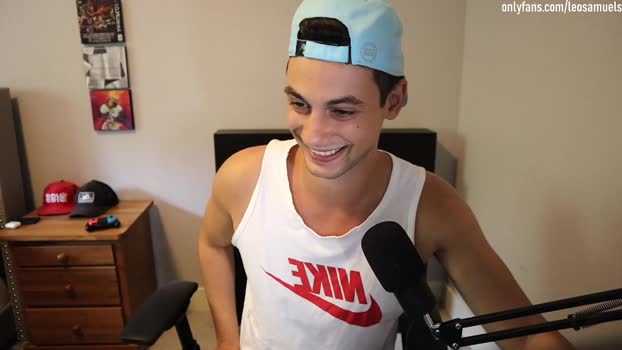 leosamuels  04-07-2023 video spanking