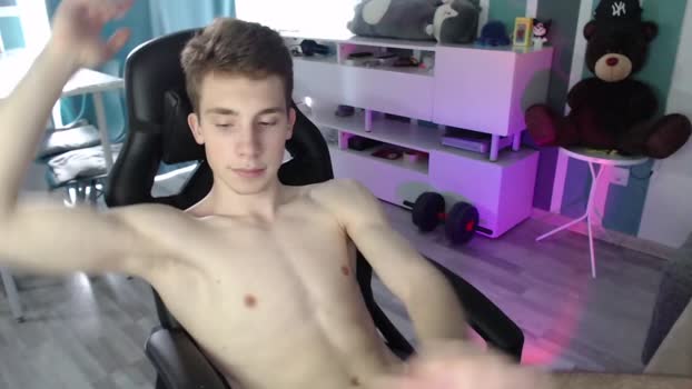 cute_brian  06-07-2023 video fuckher