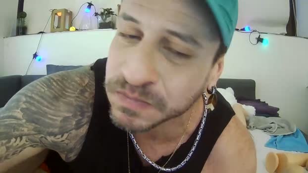 hungrybttm82  09-07-2023 video gay