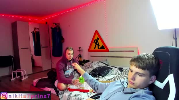 ali_bruin  11-07-2023 video sexybody