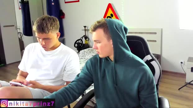 ali_bruin  19-07-2023 video sweet