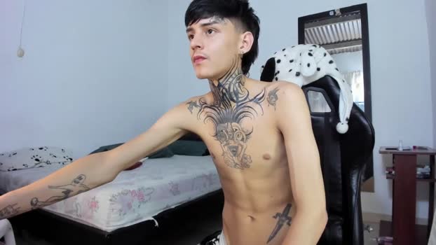 holly_77  21-07-2023 video beauty