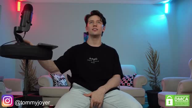 tommyjoyer  20-07-2023 video Topless