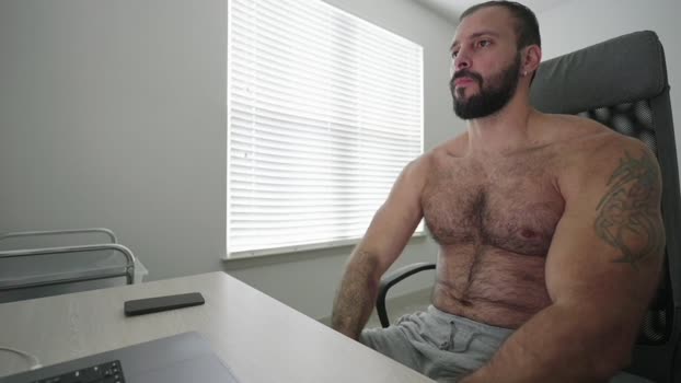 brucestryker  22-07-2023 video Pretty