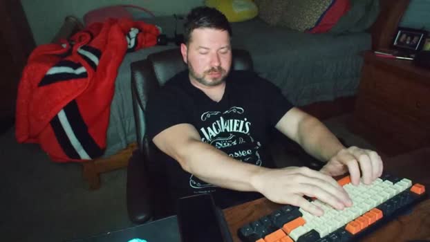 louisvillebull  24-07-2023 video sexymale