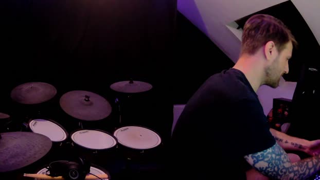 smerf2  26-07-2023 video striptease