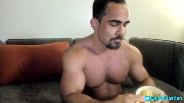 benjibastian  29-07-2023 video moan