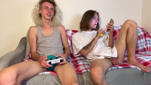 frank_rolf  01-08-2023 video bigballs