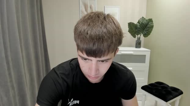 ten_890  02-08-2023 video striptease