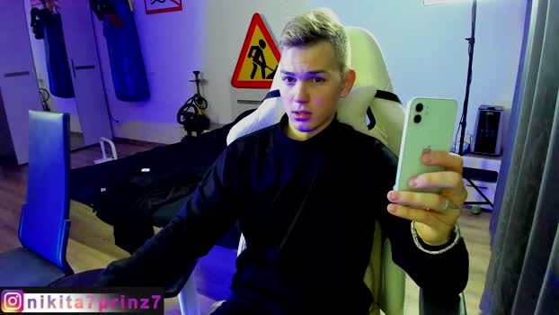 ali_bruin  02-08-2023 video Naked