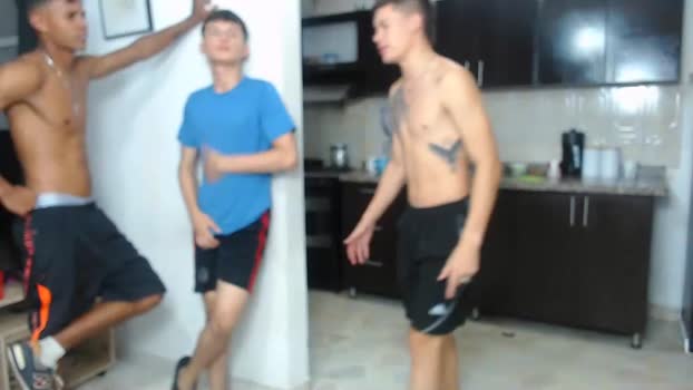 boysdeluxemilitary  04-08-2023 video Topless