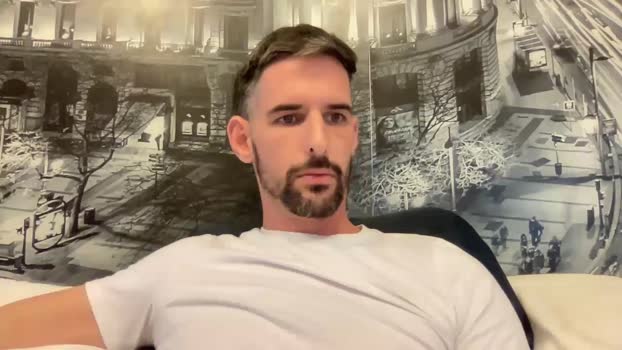 gizzlemcclizzle  04-08-2023 video legs