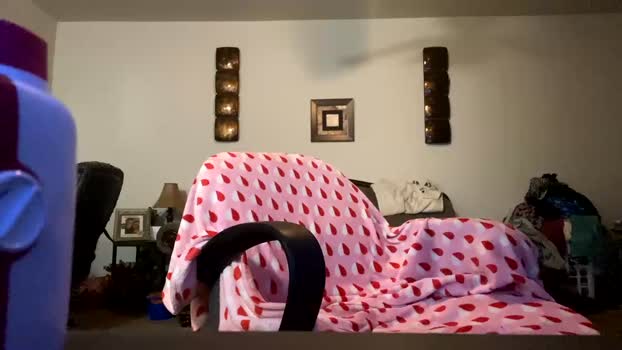 lee_baylor  05-08-2023 video legs