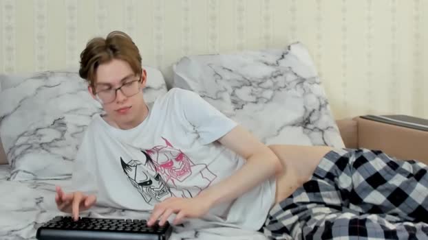 tuz94  04-08-2023 video Webcam