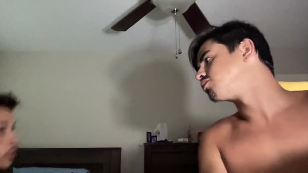 captainhammerr  06-08-2023 video sexyfeet