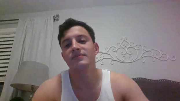 italiandaddy2660391  06-08-2023 video kissing