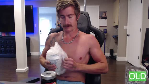 ryanrailer  10-08-2023 video striptease