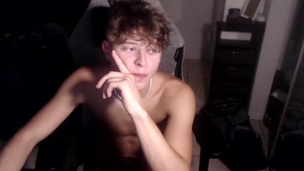 jamesoblonde  11-08-2023 video kissing