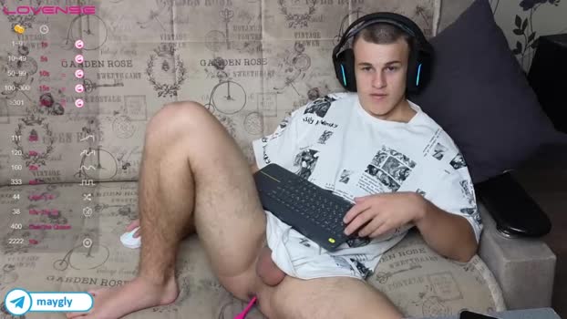 maygly  12-08-2023 video suckcock