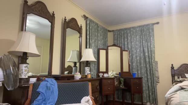 alexmanndickerson  12-08-2023 video beautiful