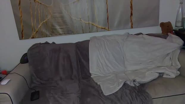 zreeves305  21-08-2023 video Show