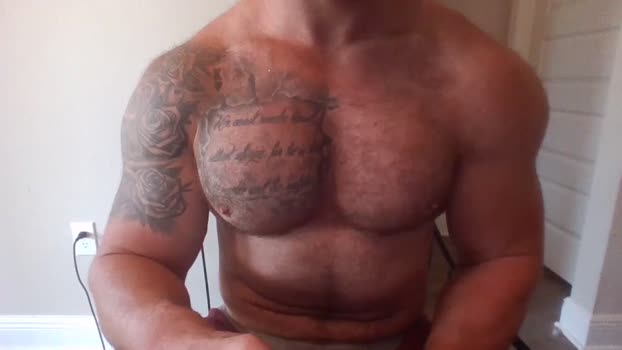 classicmuscle11  24-08-2023 video bj-dildo