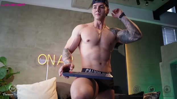 thomas_falcon1  25-08-2023 video sexyfeet