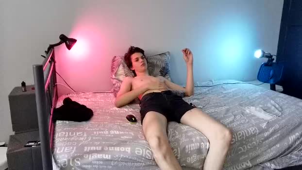 emiliacrossford  26-08-2023 video kissing