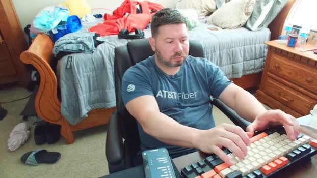 louisvillebull  25-08-2023 video Topless