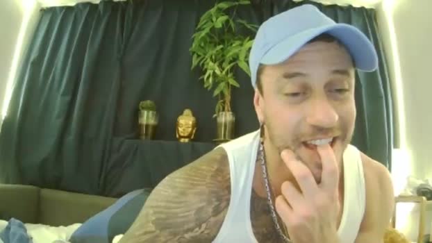 hungrybttm82  27-08-2023 video fingers