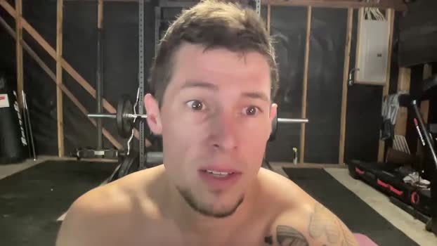 browneyedmuscleboy32  31-08-2023 video Topless